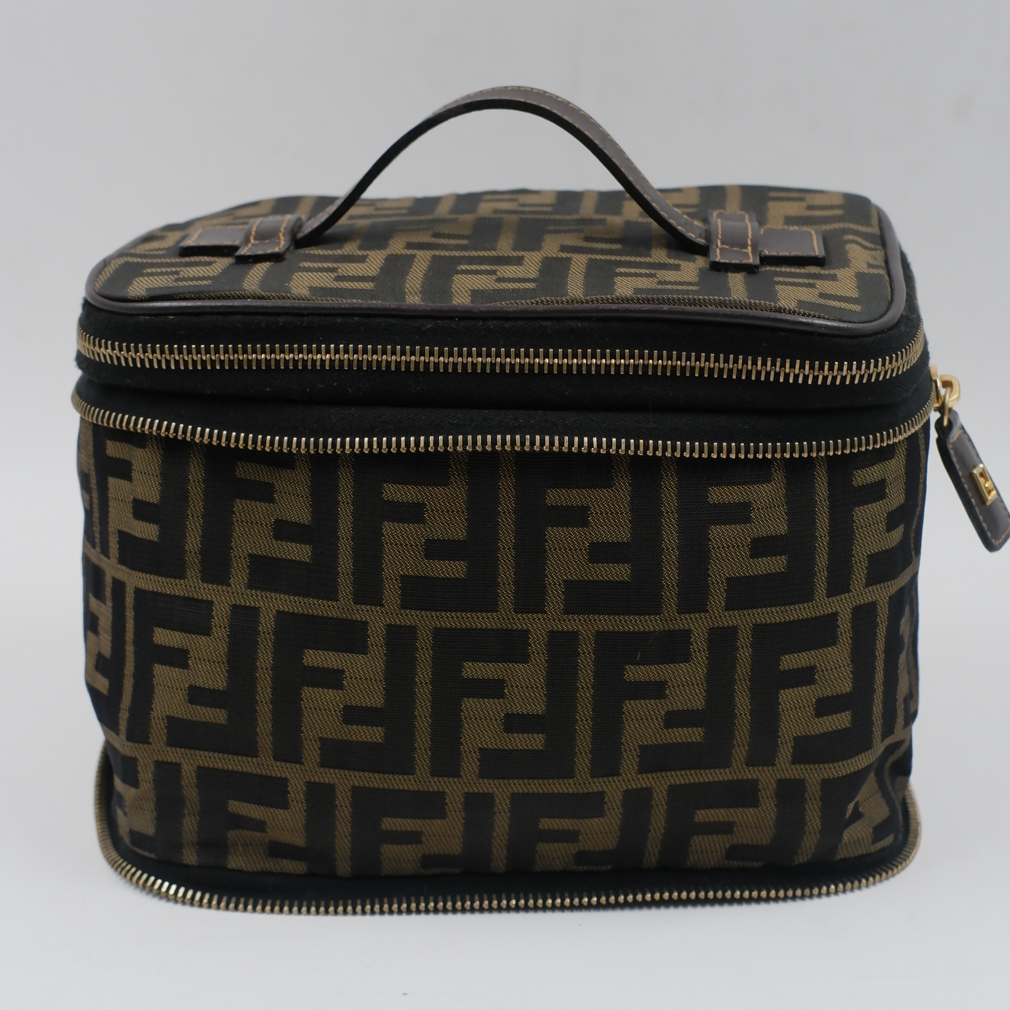 Zucca Vanity Bag