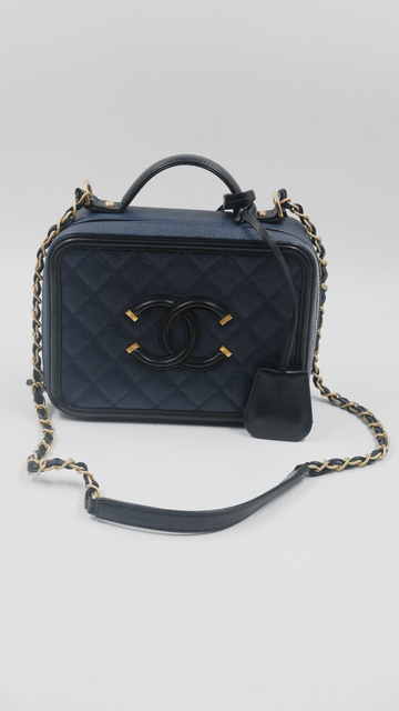 Filigree Vanity Chain Bag