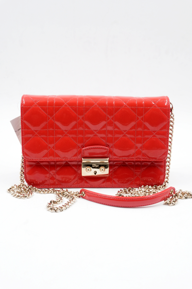 Promenade Pouch
