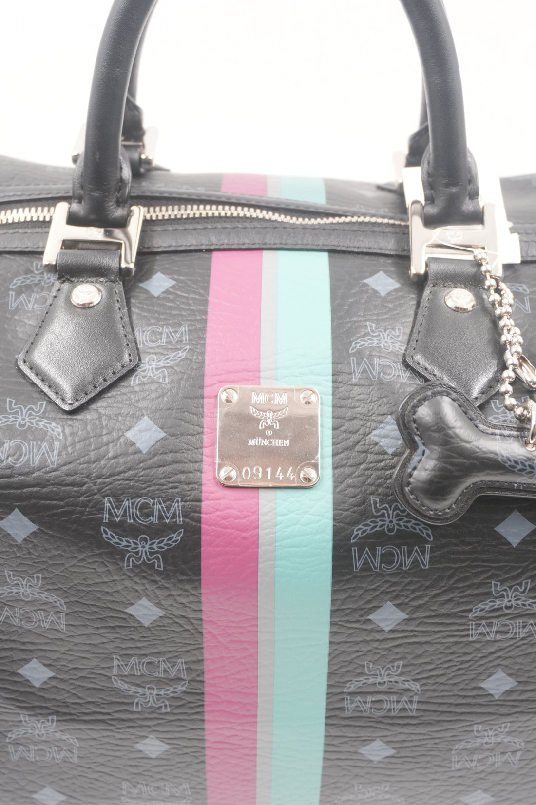 Boston Dog Bone Travel Bag