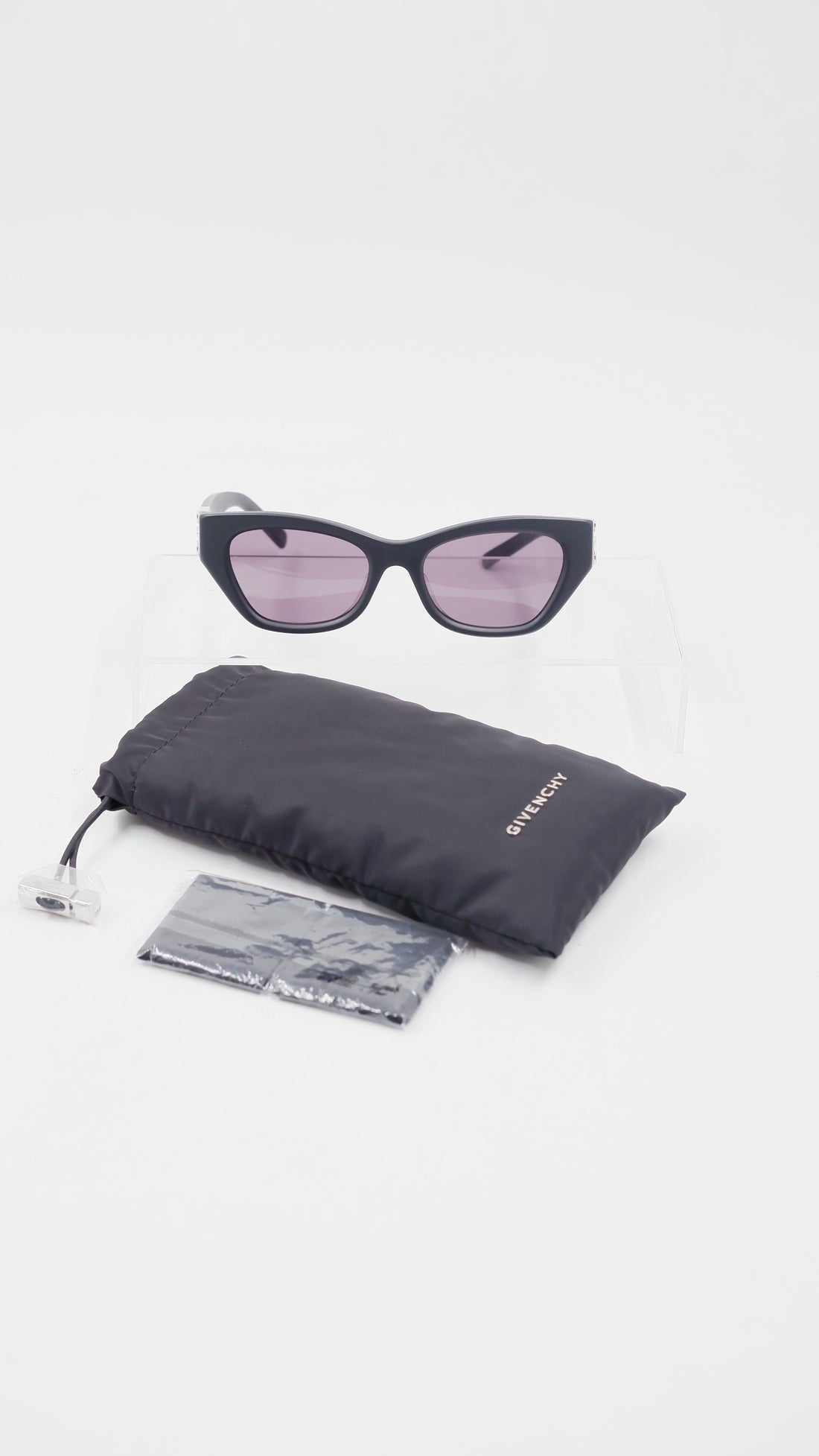 4G GV40008U Sunglasses