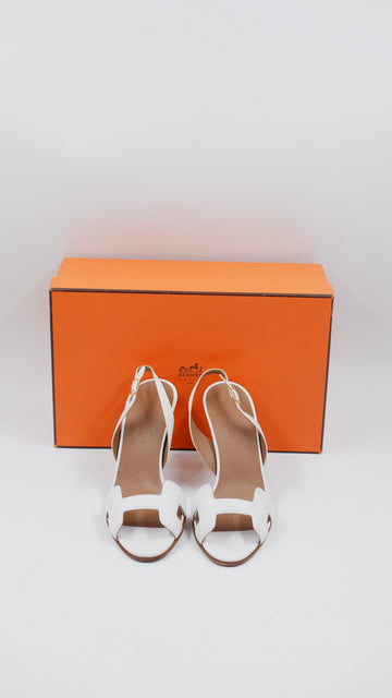 Oasis Sandals