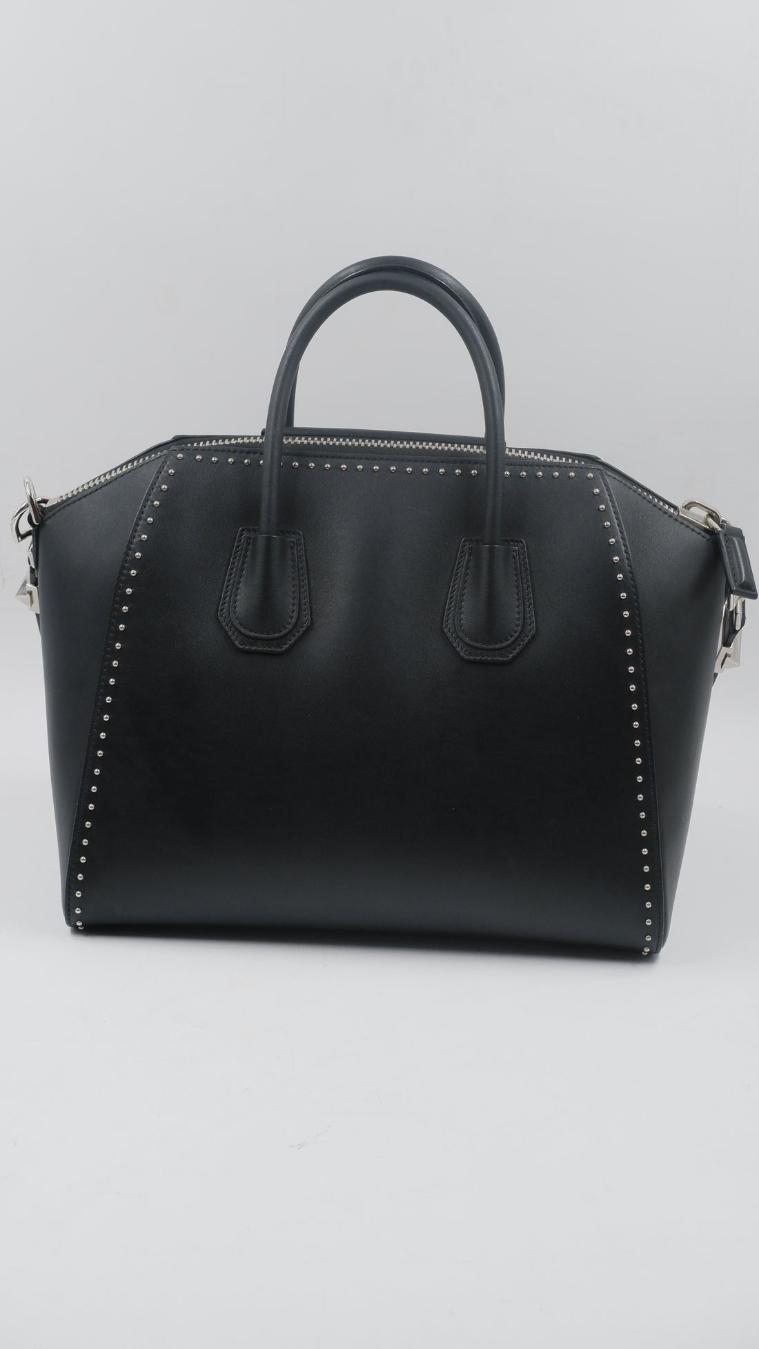 Givenchy Antigona Studded