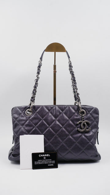 Chic Shopping Tote Series 18