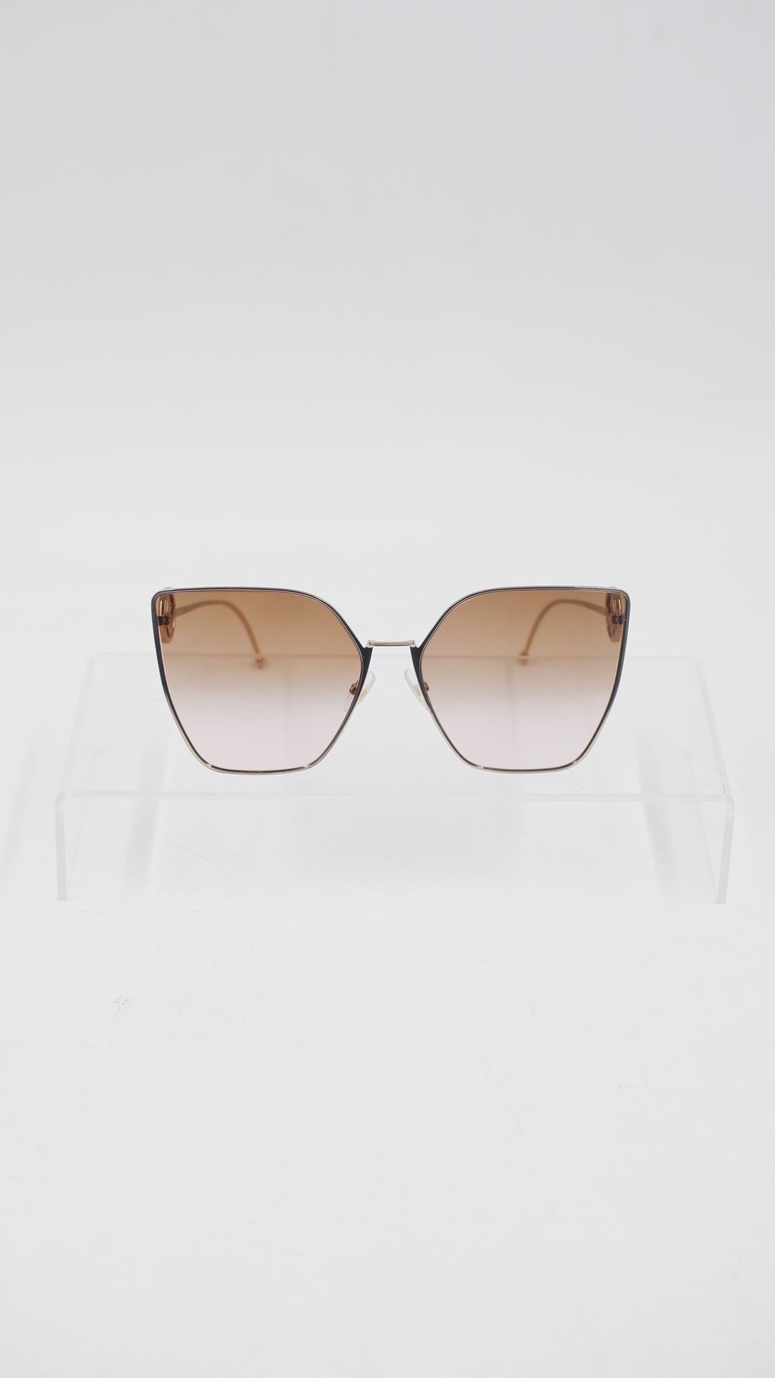 FF 0323/S Oversized Cat eye