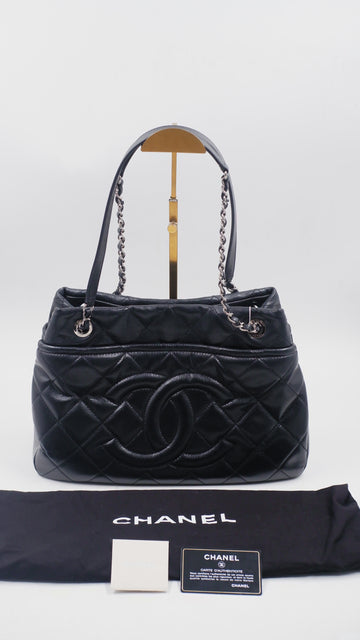 Caviar Quilted Timeless CC Soft Tote Series 17