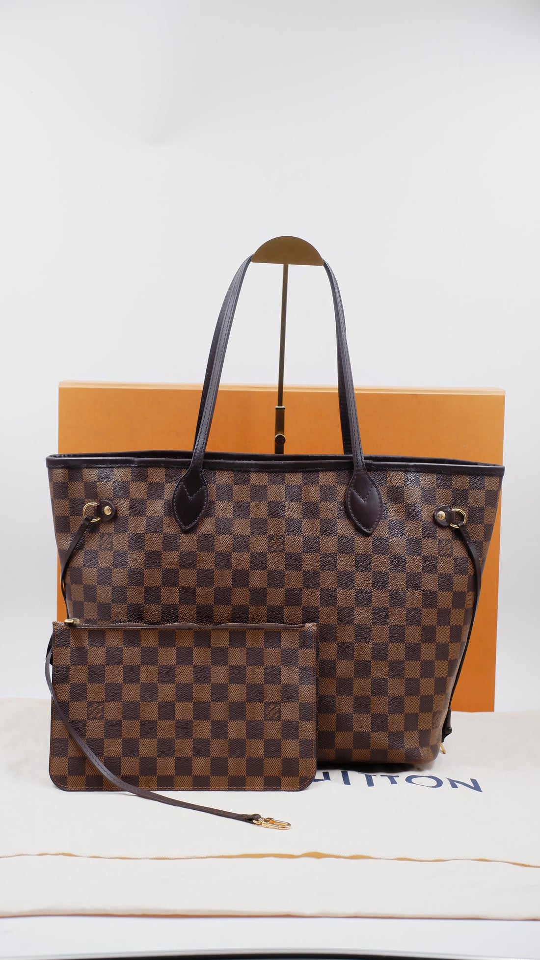 Neverfull MM w/ Pouch