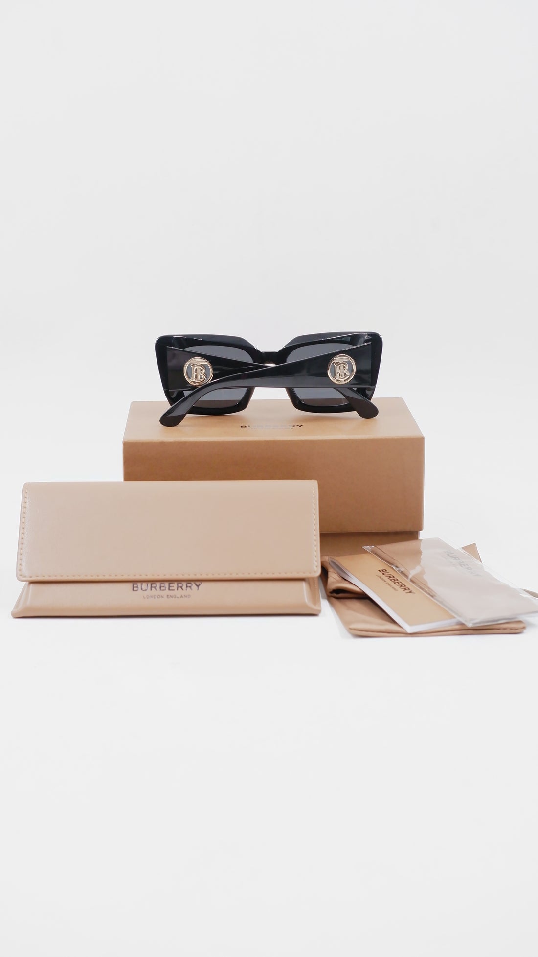 Sunglasses B4344