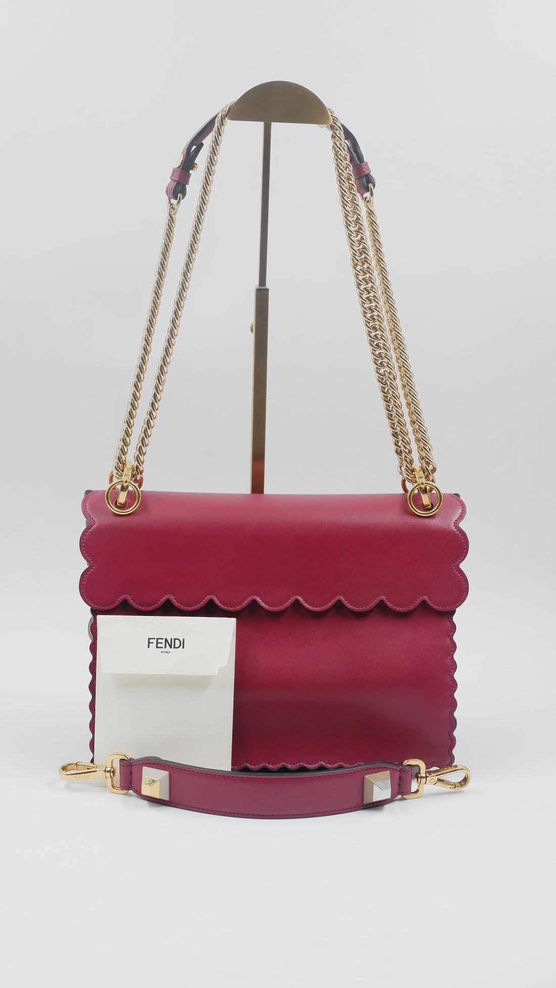 Kan I Scalloped Shoulder Bag