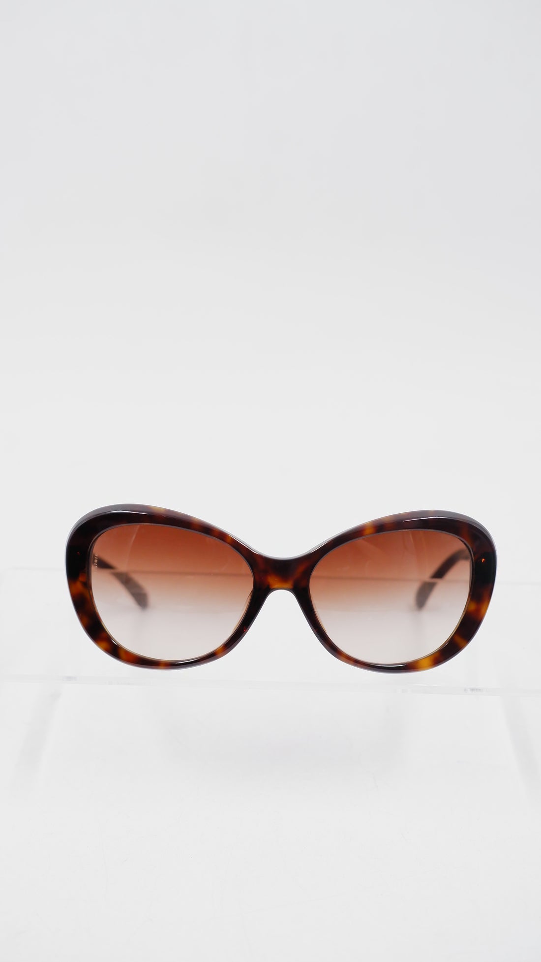 Tortoise Shell Frame Sunglasses