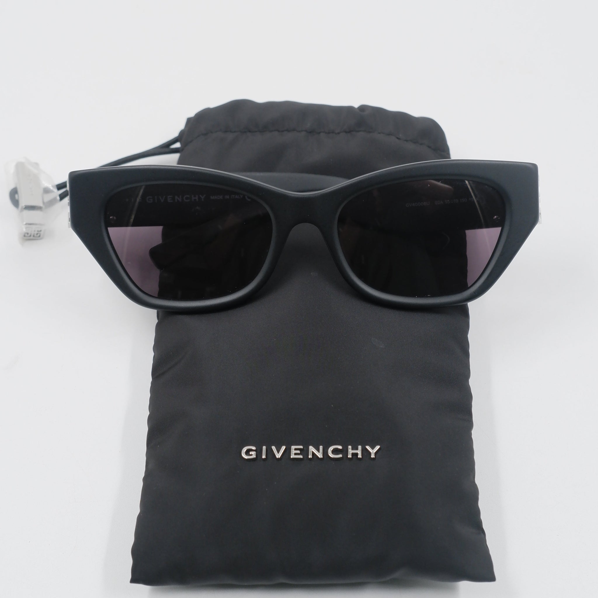 Sunglasses GV40008U