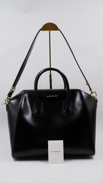 Antigona Medium Handbag