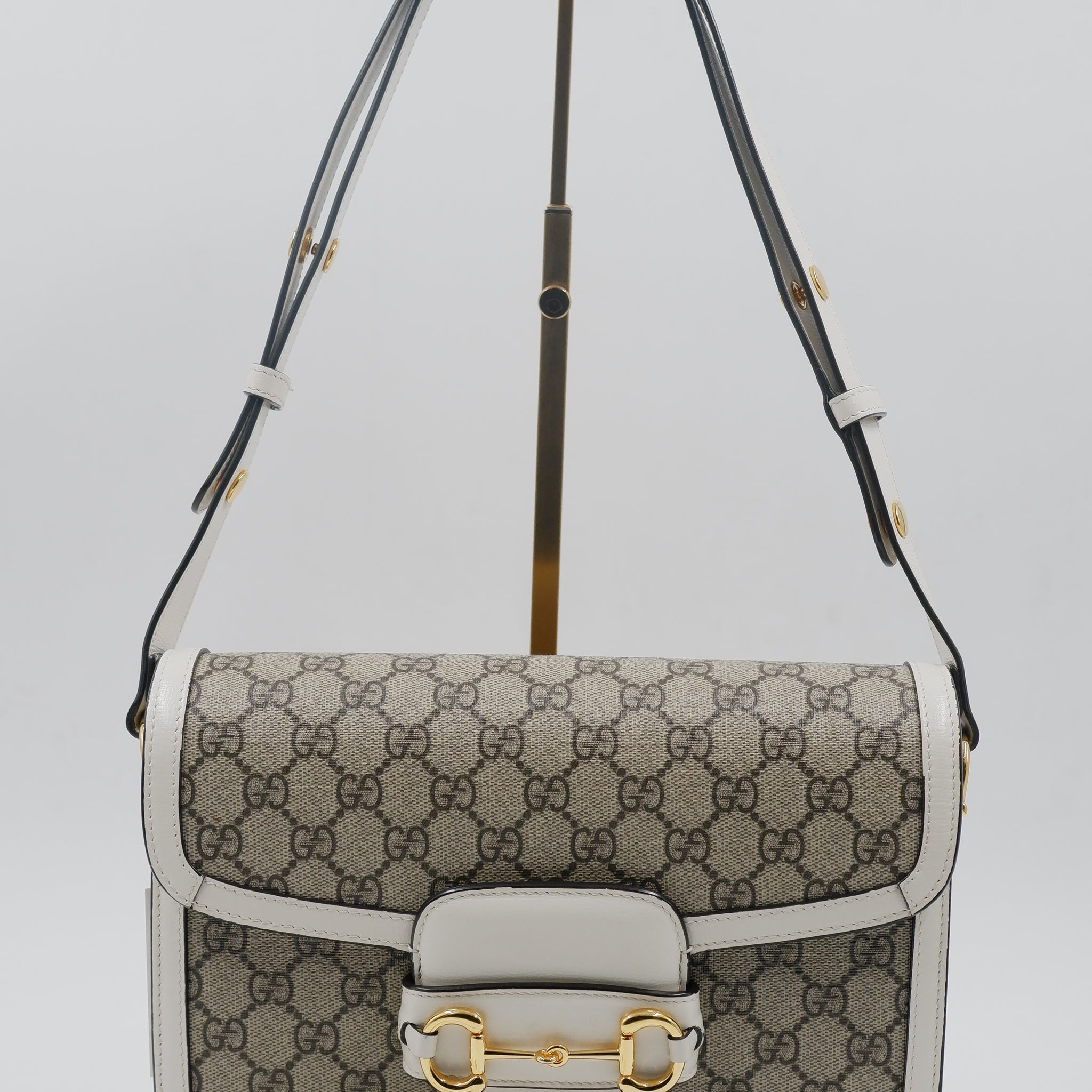 Horsebit Medium White