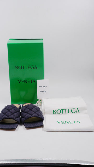 Quilted Flat Sandals (Brandnew)