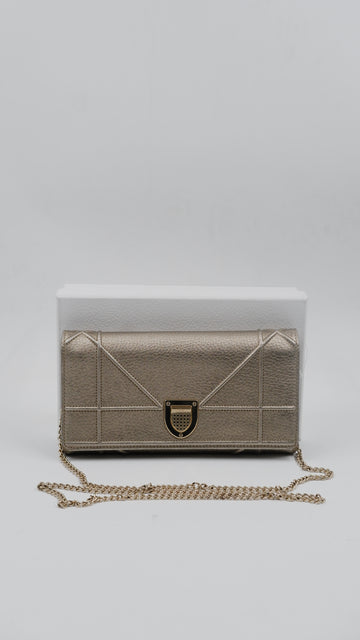 Diorama Wallet on Chain