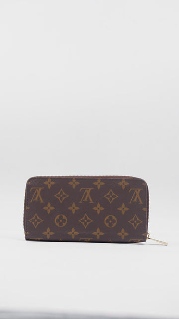 Monogram Zippy Wallet (Microchip)