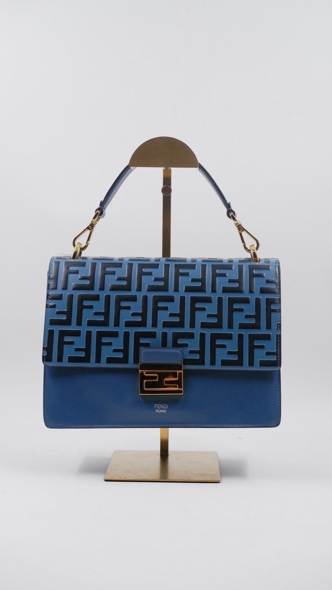 Kan U Shoulder Bag