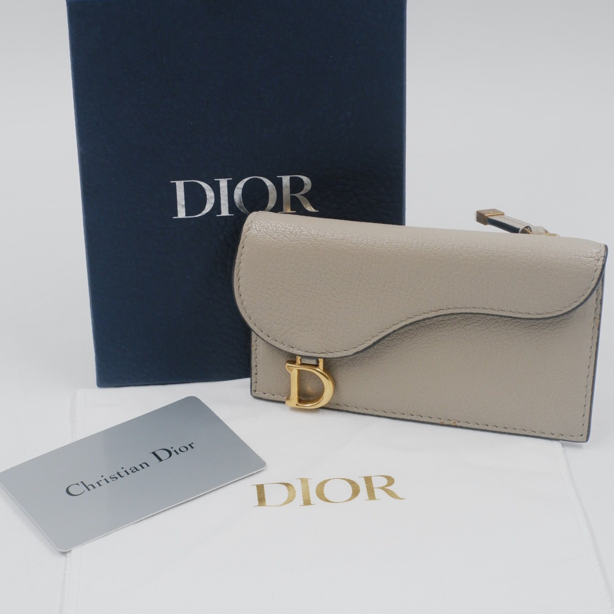 Saddle Bloom Card holder