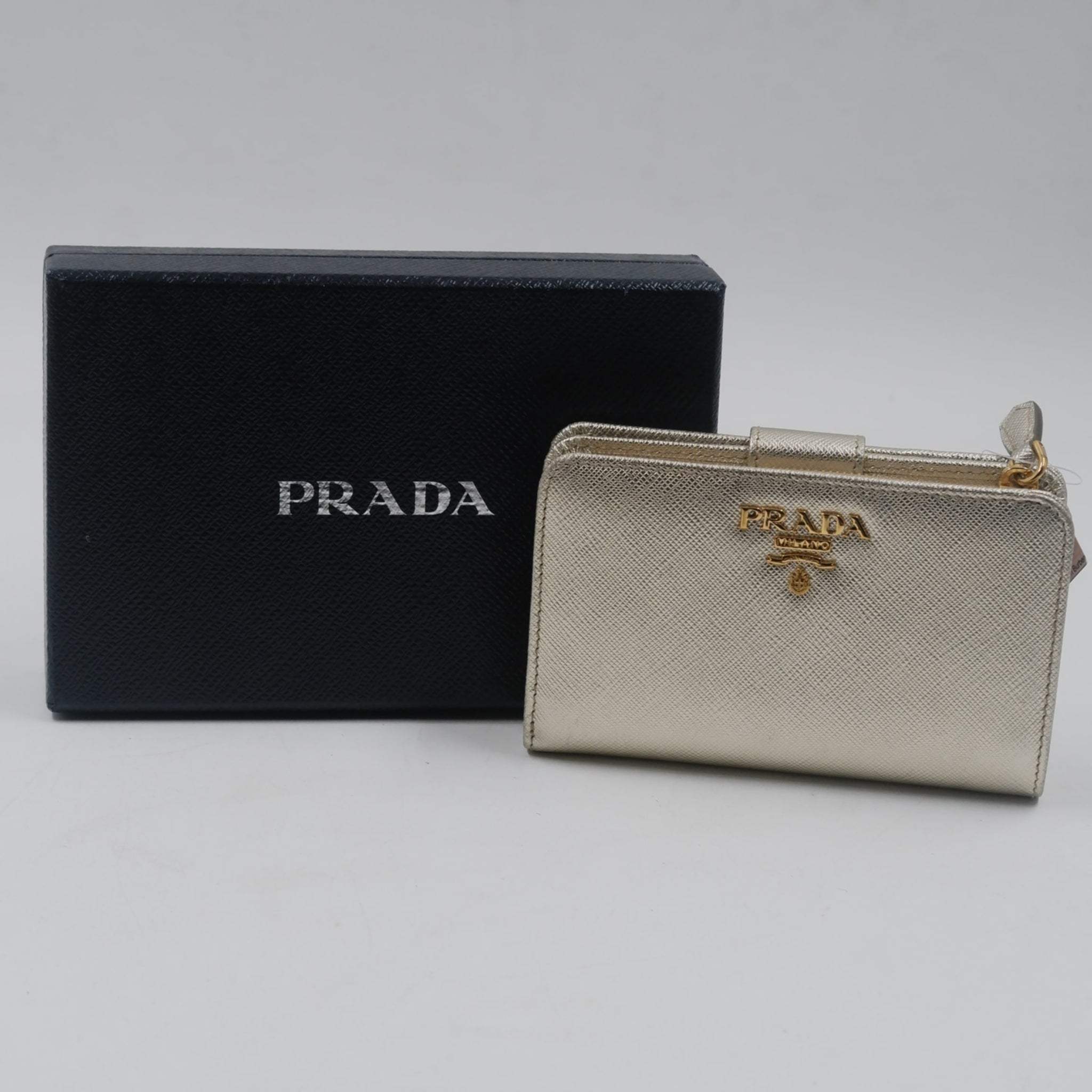 Saffiano Leather Zipper Wallet